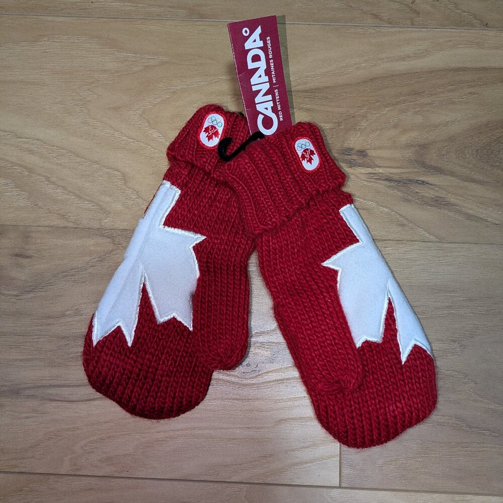 NWT Official Team Canada Red Mittens - Hudson’s Bay Co. (Adult Size)